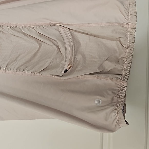 Lululemon Reflective Light Up Tank - Picture 5 of 10